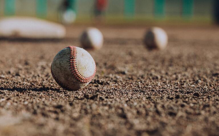 b-LOG: The Baseball Real Estate Connection