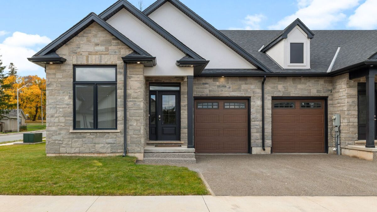 Image of the property 510 Royal Ridge Drive