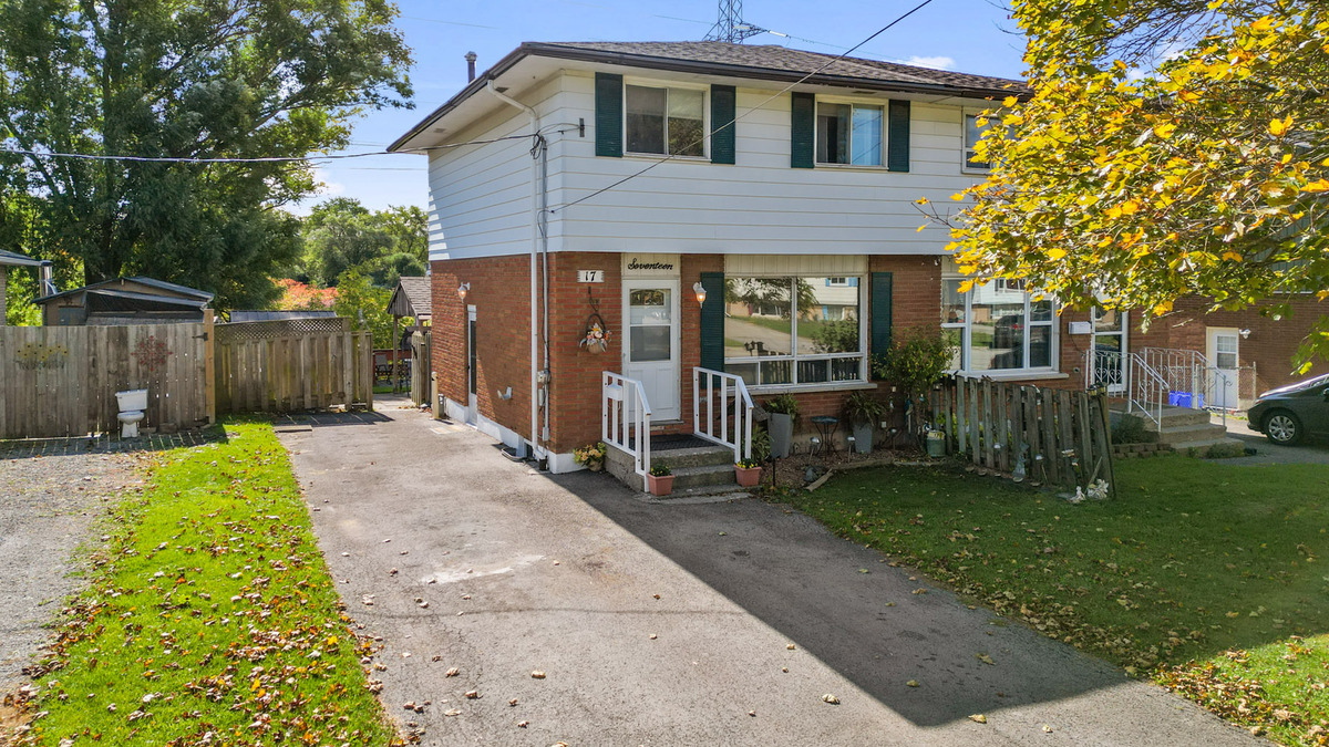 Image of the property 17 Deerfield Parkway